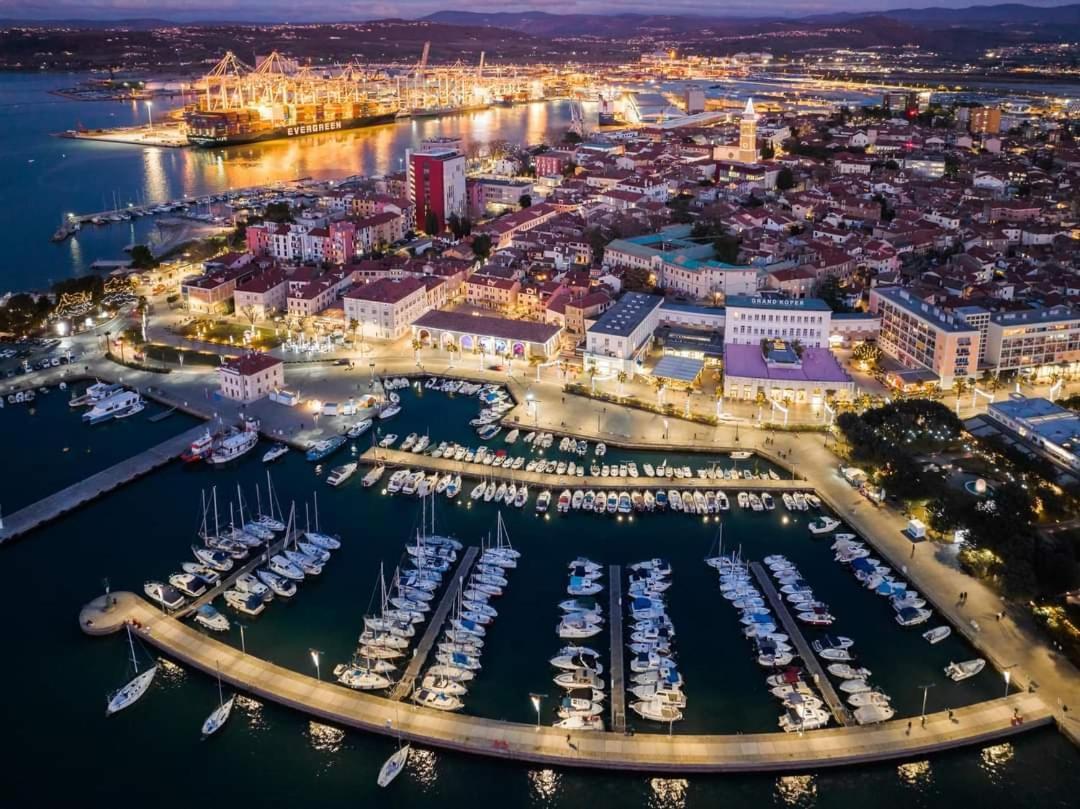 Koper Center Apartment Near-Beach-Free-Garage-Parking Εξωτερικό φωτογραφία